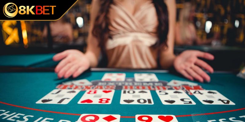 Luật chơi Poker 8KBET