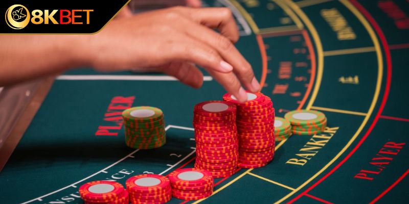 Luật chơi Baccarat về quy tắc đặt cược